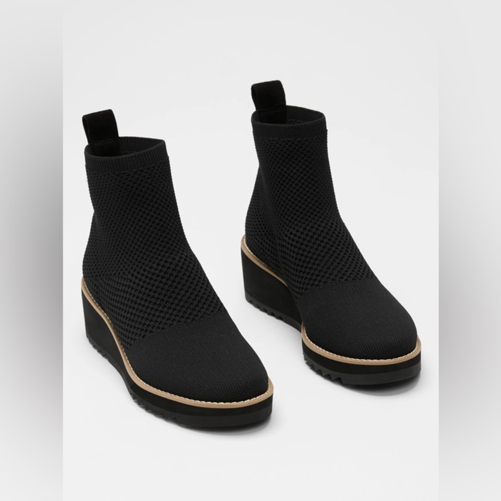 Eileen Fisher London Recycled Stretch Knit Bootie